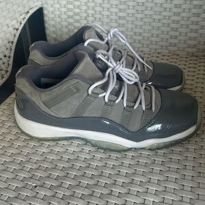 Jordan Cool Greys size 7 youth Excellent used condition